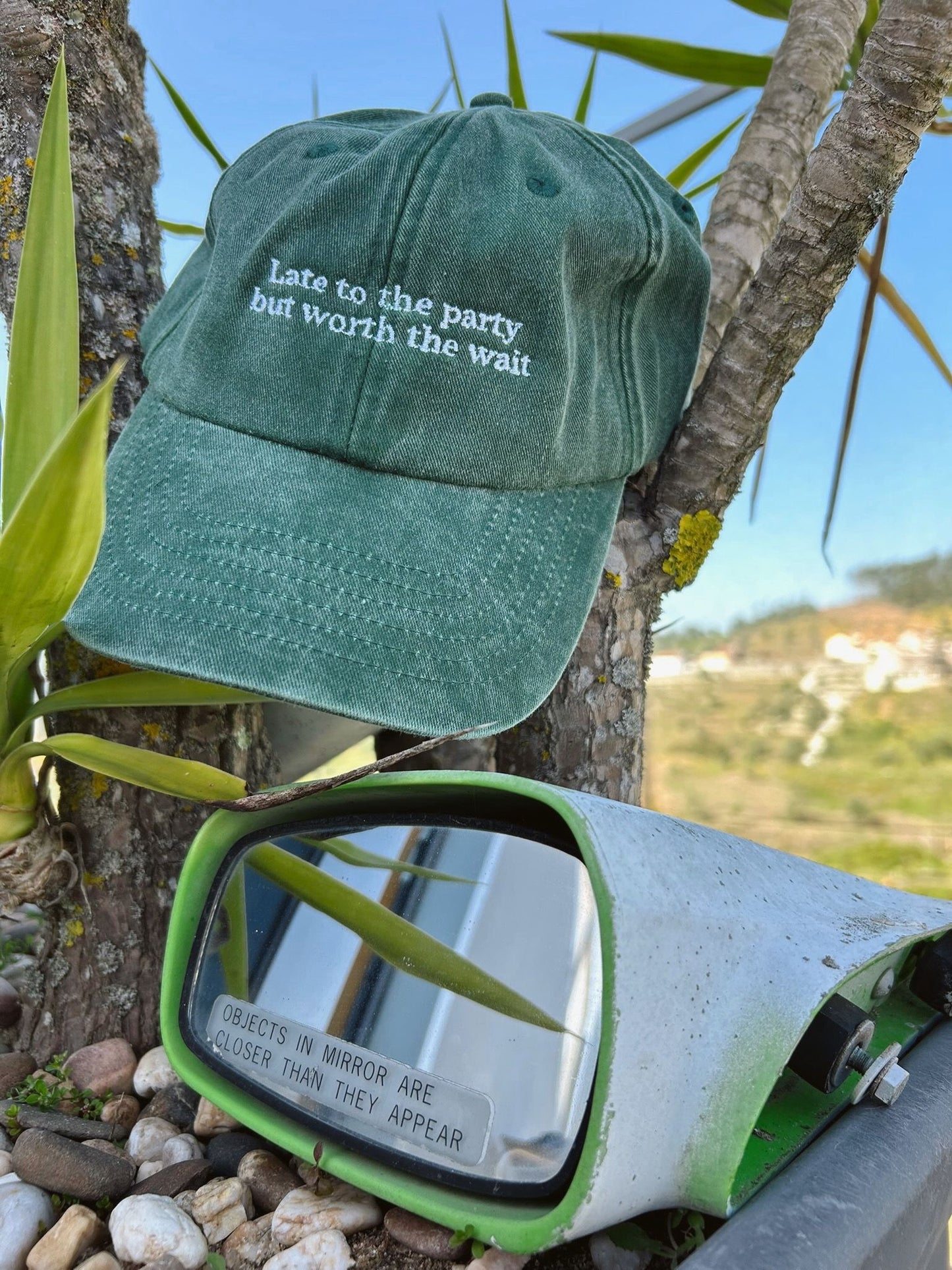 THE HAT CLOCK GREEN