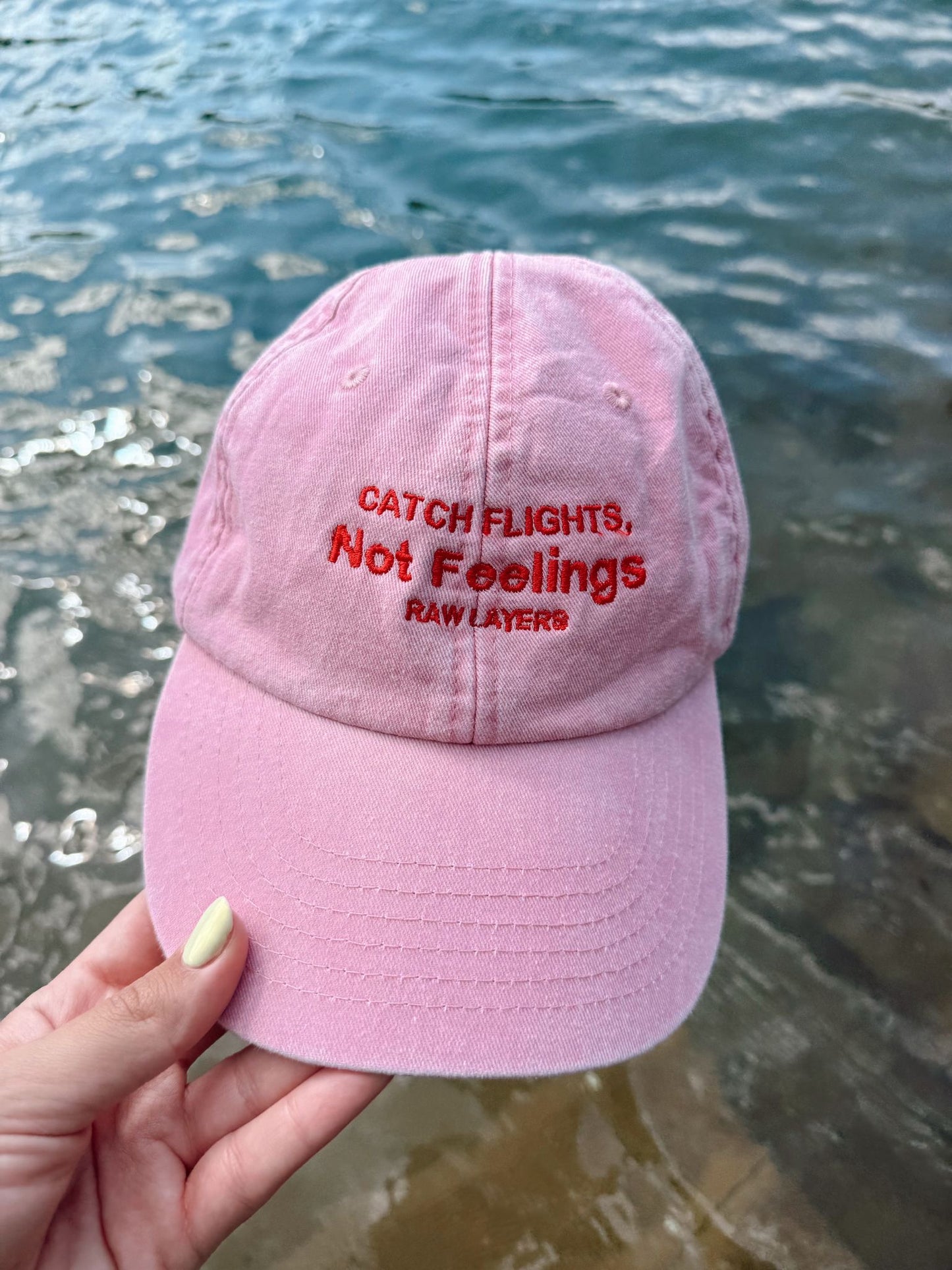 CATCH FLIGHTS HAT PINK