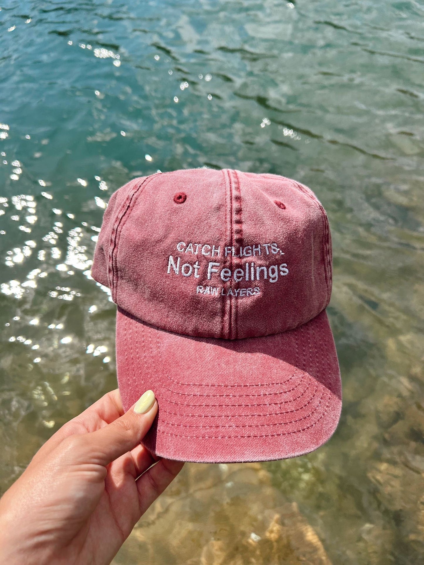 CATCH FLIGHTS HAT RED