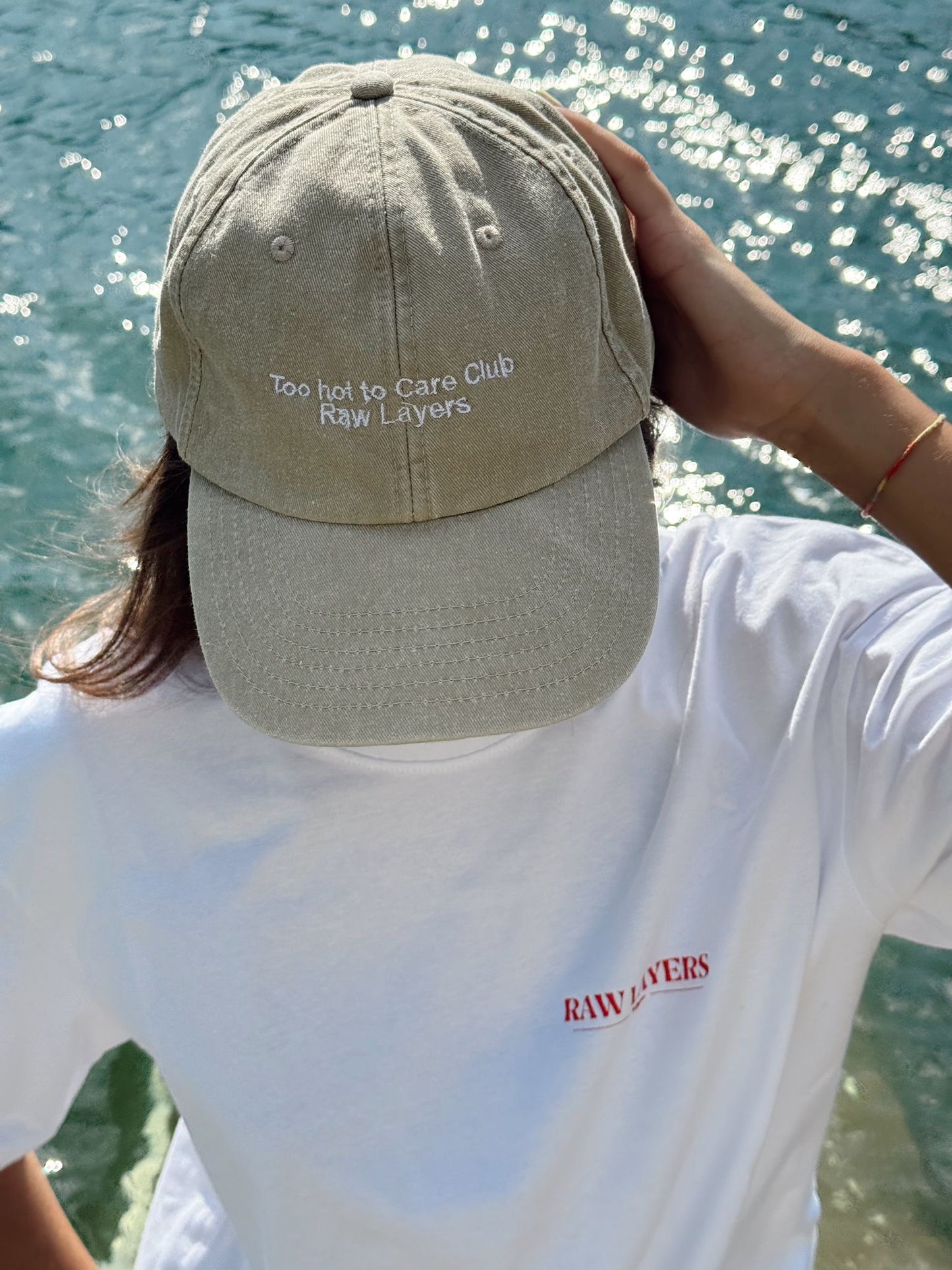 TOO HOT TO CARE CLUB HAT BEIGE