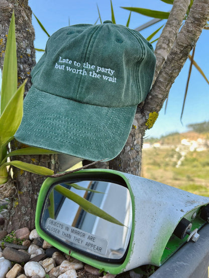 THE HAT CLOCK GREEN