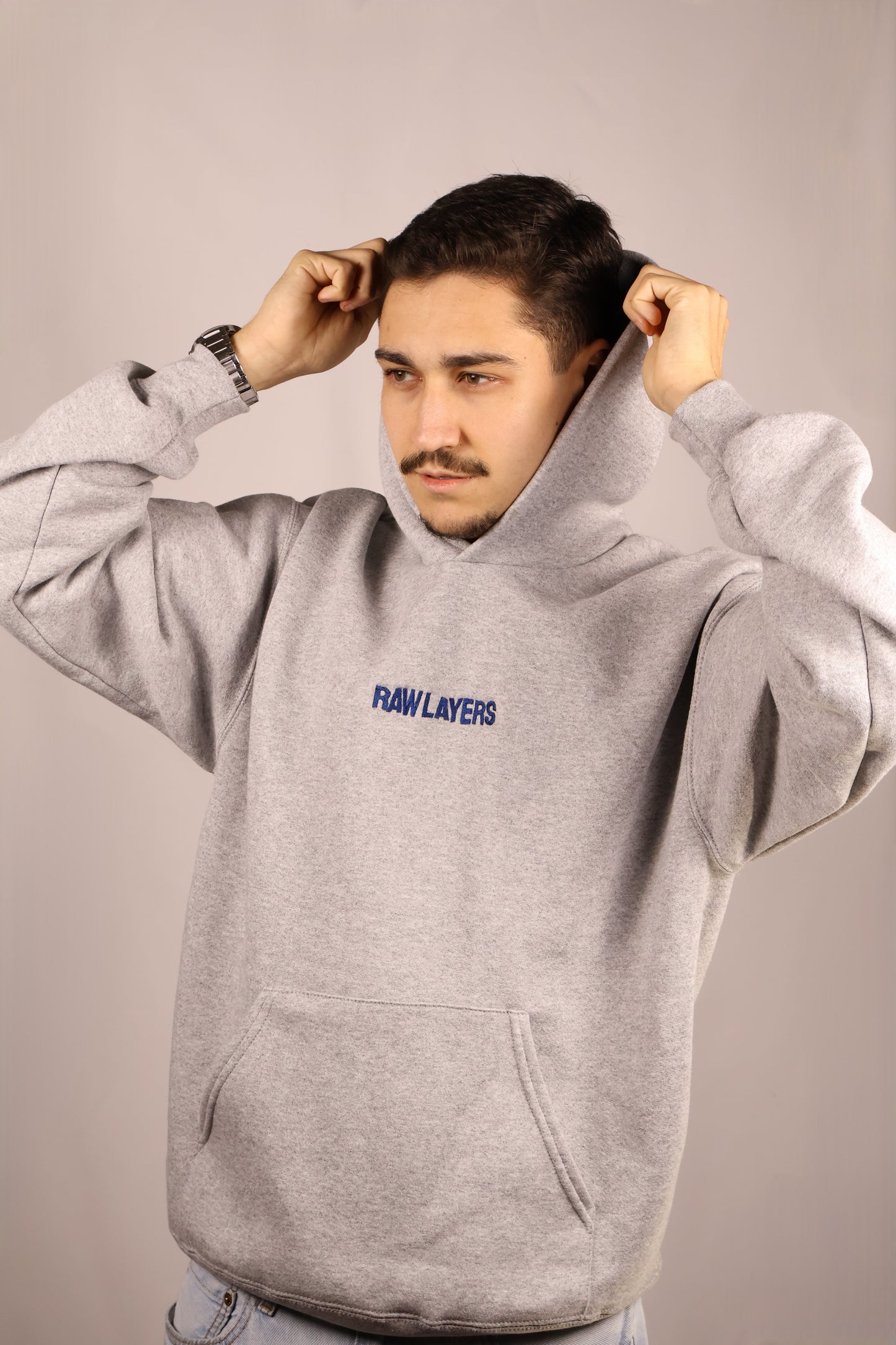 EVERYDAY CORE HOODIE GREY Novidades