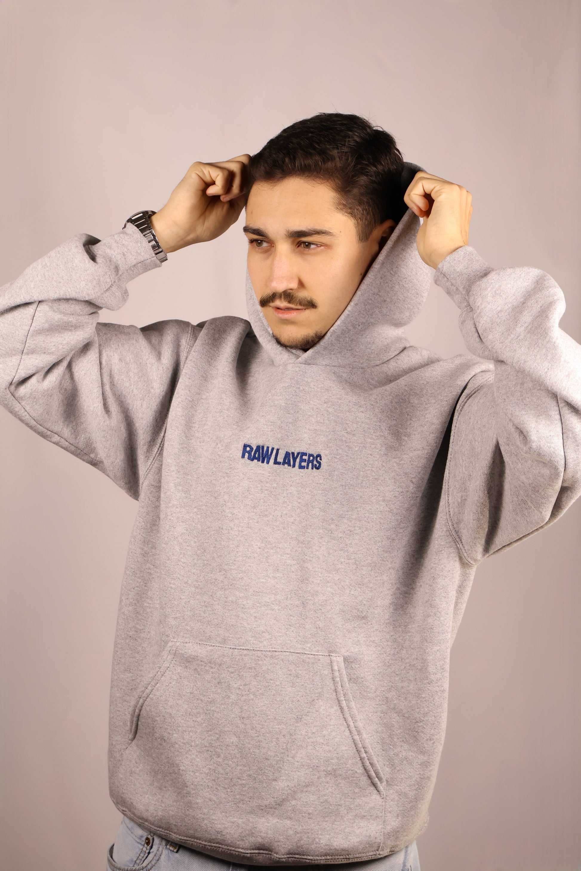 EVERYDAY CORE HOODIE GREY Novidades