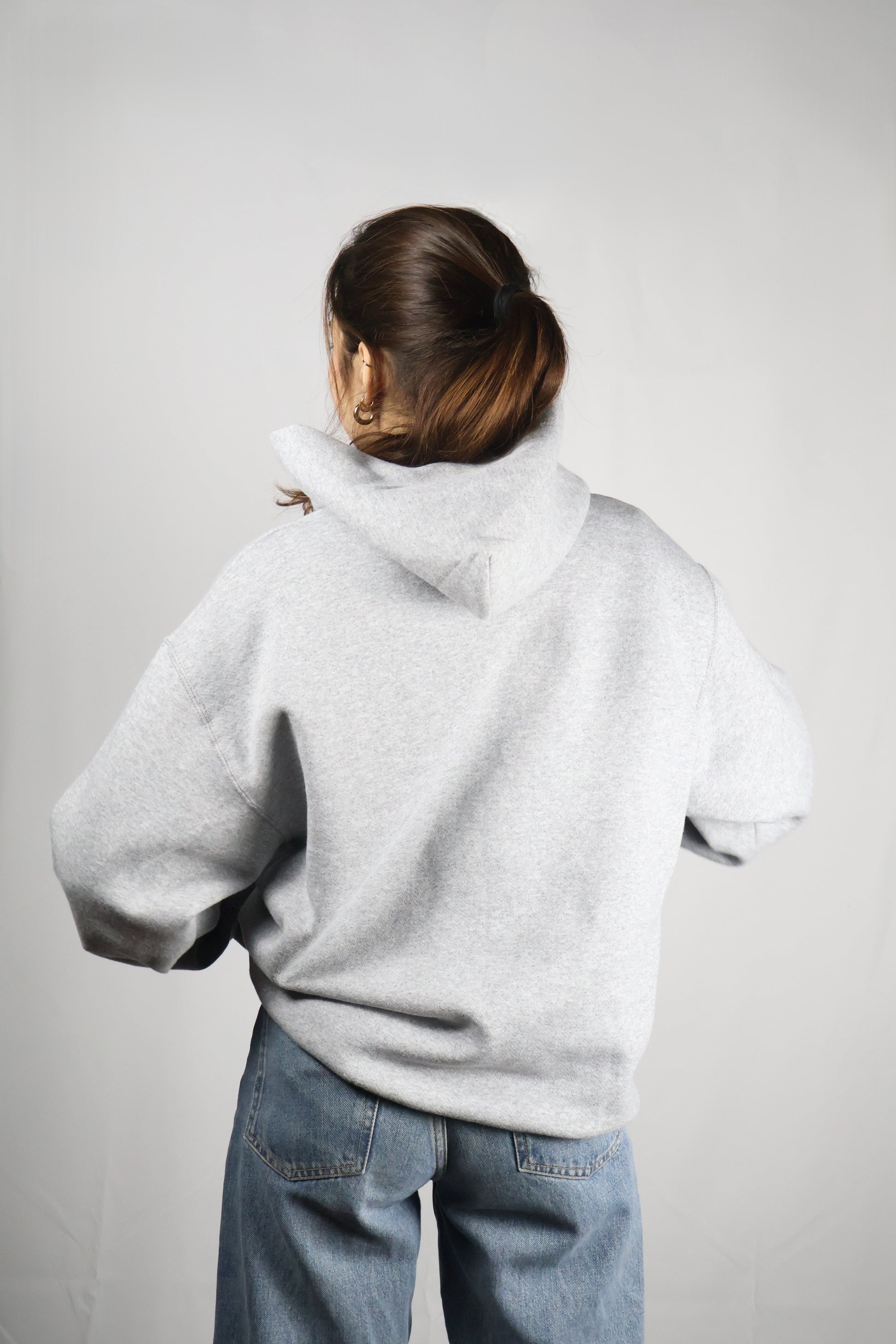 EVERYDAY CORE HOODIE GREY Novidades