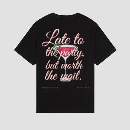 COSMOPOLITAN BLACK TEE