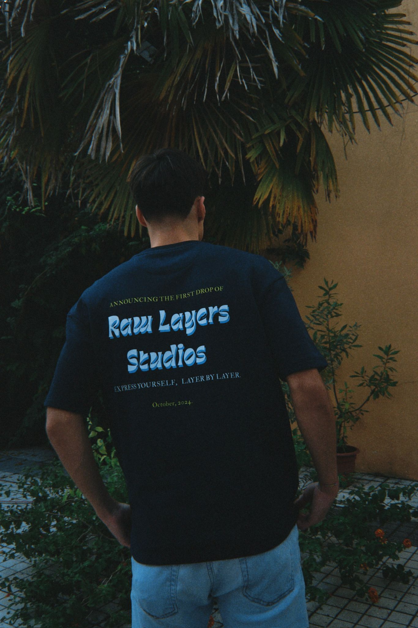 CLASSIC NAVY BLUE TEE